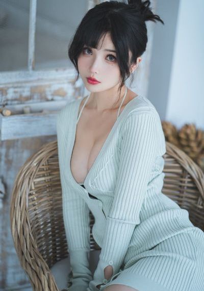 免费看美女的网站_DVD电影在线看